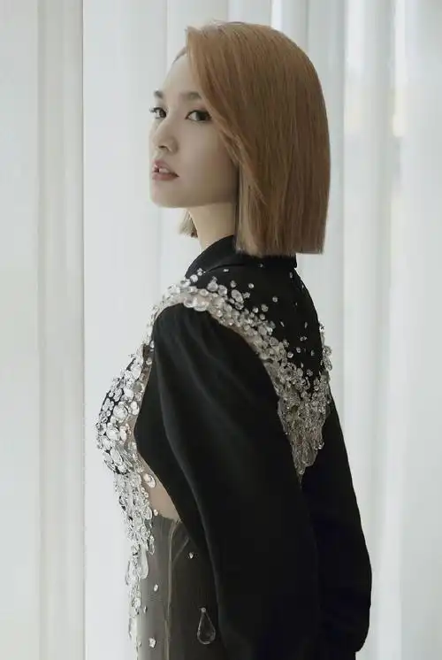 杨丞琳短发造型时尚写真图片69