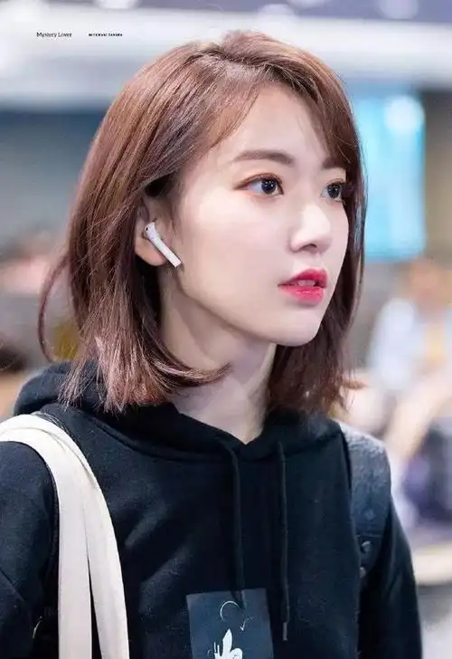 年前盲目做坏的发型怎么办?这几款能帮你,不烫不染,剪剪就好