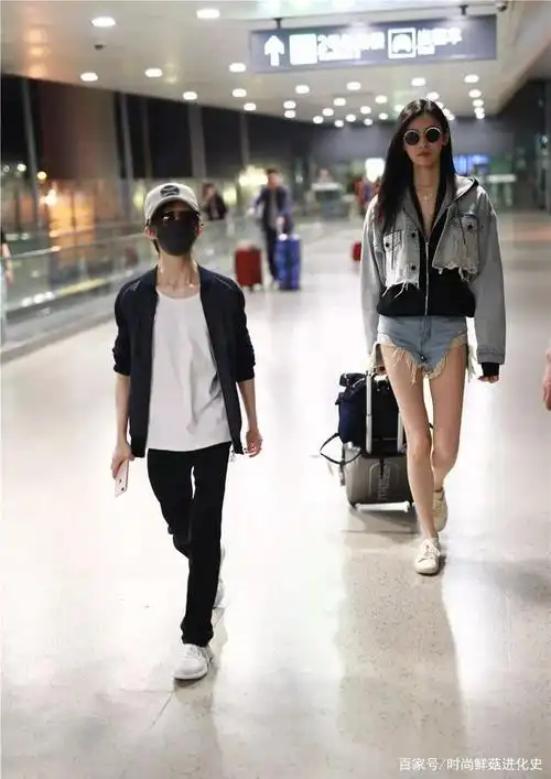 最萌身高差?178奚梦瑶同框155郭敬明成大佬,郭敬明变成小迷弟