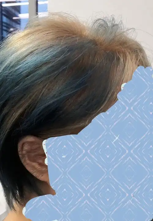 这个蓝色头发做出来效果怎么样?容易做吗?