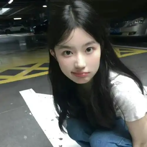 搞怪女头可爱女生头像 春夏活力 微信qq头像】#搞怪头像##女生头像