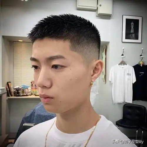 超级帅气的3种男士发型,剪完真不一样,你要不要试试(男生头圆脸圆适合