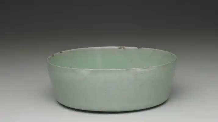 南宋官窑青瓷圆洗