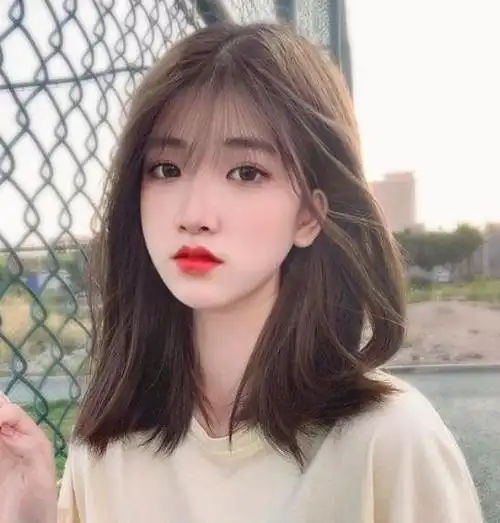 2022锁骨发最新发型女百搭还超级显脸小