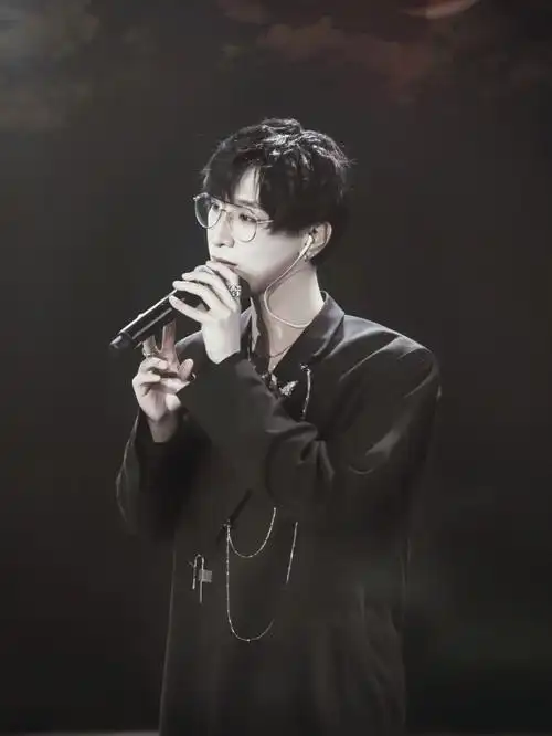 cv  #景向谁依  半年而已,我等得起!我会一直在