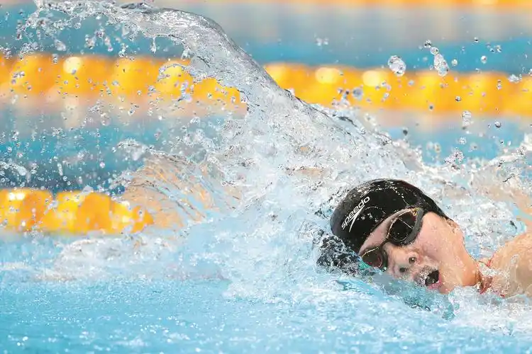 秒表怎么看(奥运赛场是怎样计时的?选手都跑得飞快,裁判掐表为何如此