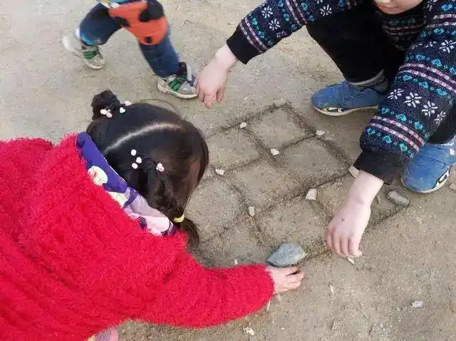 儿时的回忆:小时候在农村我们都玩这些,怀念一下