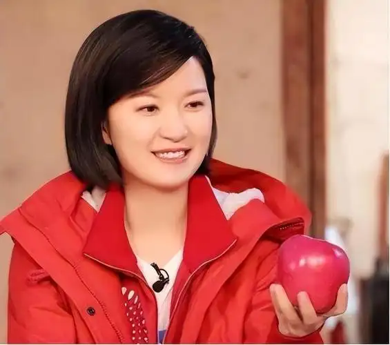 内防咸猪手外躲富豪楼陈蓉被黑之后回到老东家最近怎样