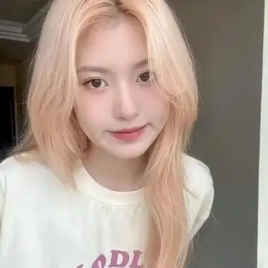 漂亮美女头像温柔正脸