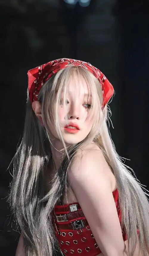 宋雨琦头像分享(｡>∀<｡)