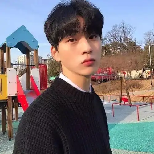 no10男生中分发型