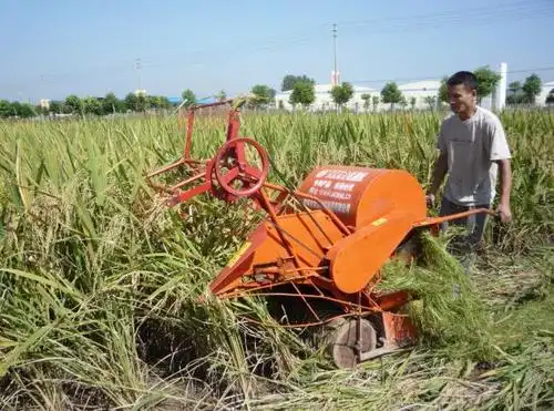 小型收割机的使用和保养方法