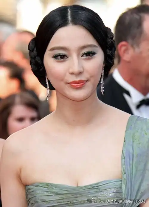 范冰冰参加活动高清图