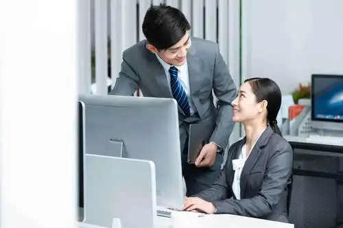 职场上不能默默努力,会哭的孩子才有奶喝_工作