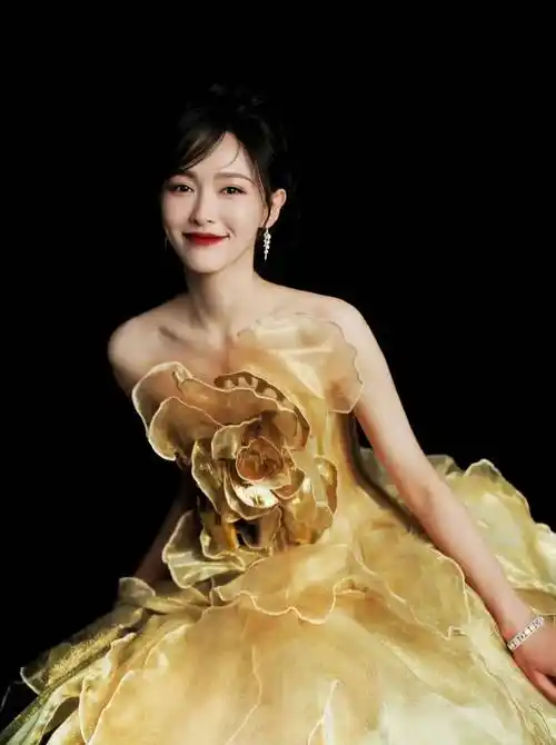 唐嫣成为了一个女人最美的样子,她拥有有正确的价值观,不被他人左右