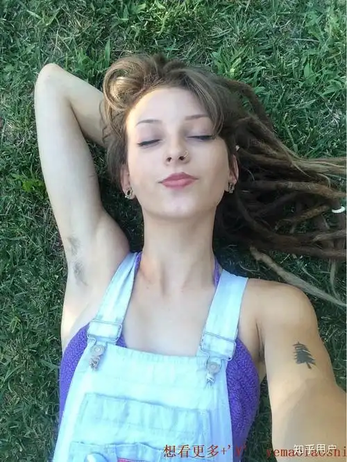 女生通常多久刮一次腋毛使用什么工具