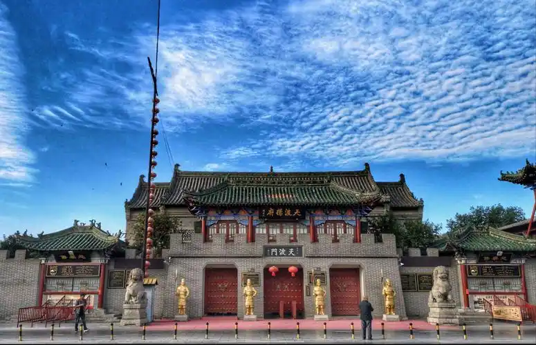 开封风光—大宋御河(手机版)