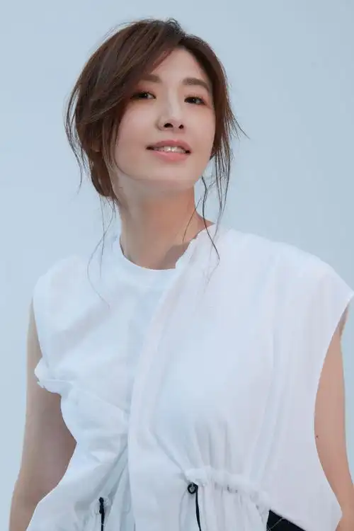 p>《面面》是 a target="_blank" href="/item/苏慧伦/573476" data