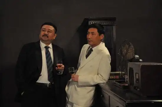 张子健,梁冠华领衔主演