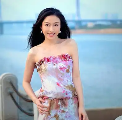 她是李湘劲敌,下嫁电视台高层成"一姐",现今离婚过气无人知|李湘|曹颖