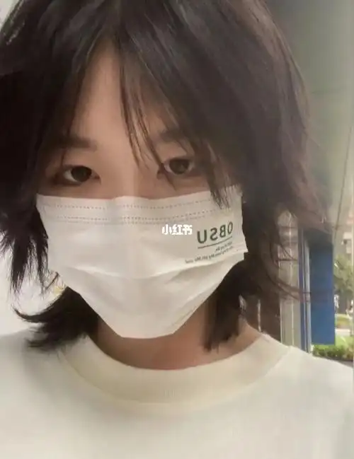 高街女孩的必备发型日系狼尾鲻鱼头