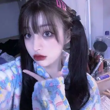 呆萌可爱头像女温柔真人高清好看的惊艳女头图片