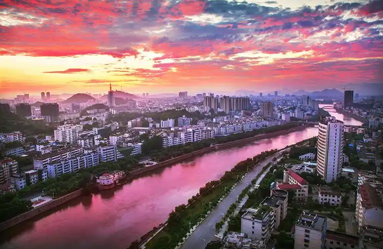 《我爱母亲河》拍摄时间2012年7月 拍摄地点江西宜春市袁州区秀江河