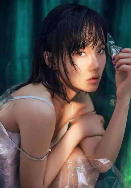 原创《痒》成就了黄龄也是她的桎梏,人不红歌也不红的综艺达人黄龄