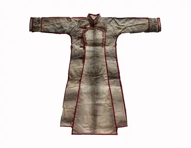 artcm 艺厘米- 展品 - 鱼皮袍 - 中国赫哲族传统鱼
