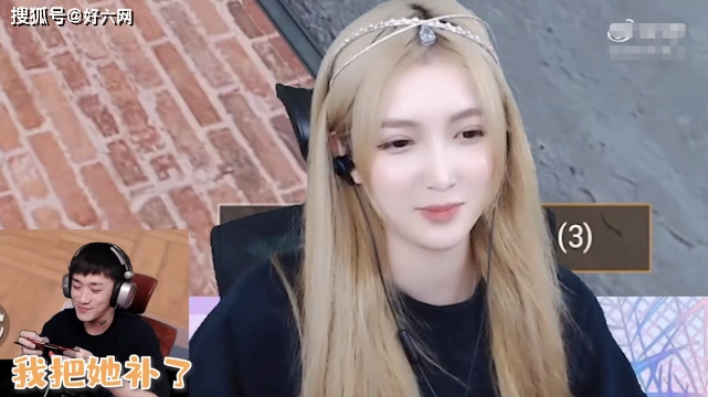 不求人偶遇汤圆,差点睡地板,汤圆对不求人的反应,真是让人酸了