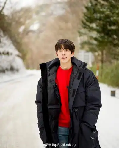 南柱赫近期ins照片合集