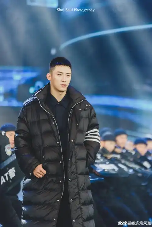 电视剧亲爱的戎装[超话]#hjy#黄景瑜亲爱的.