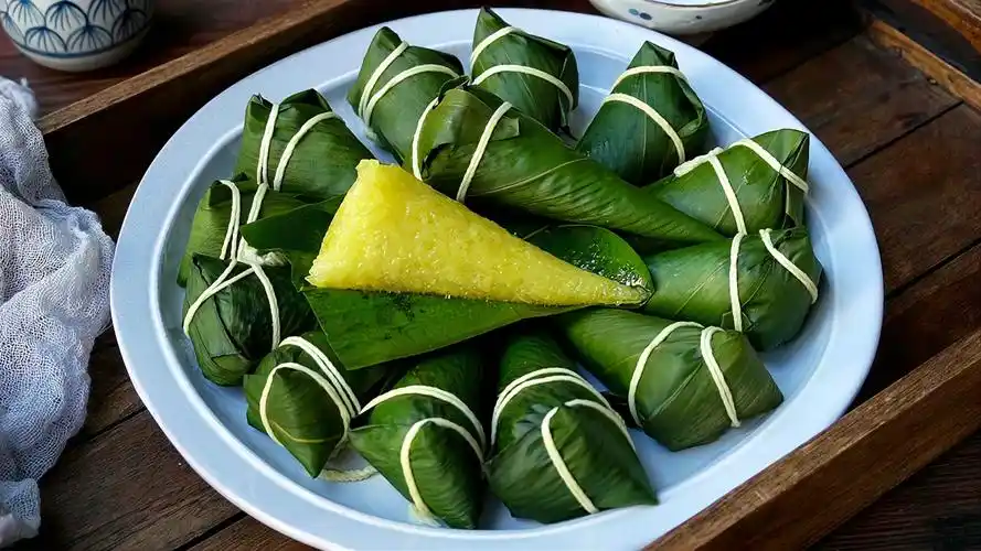 碱水粽制作方法,简单易学,让你在家就能做出美味的粽子