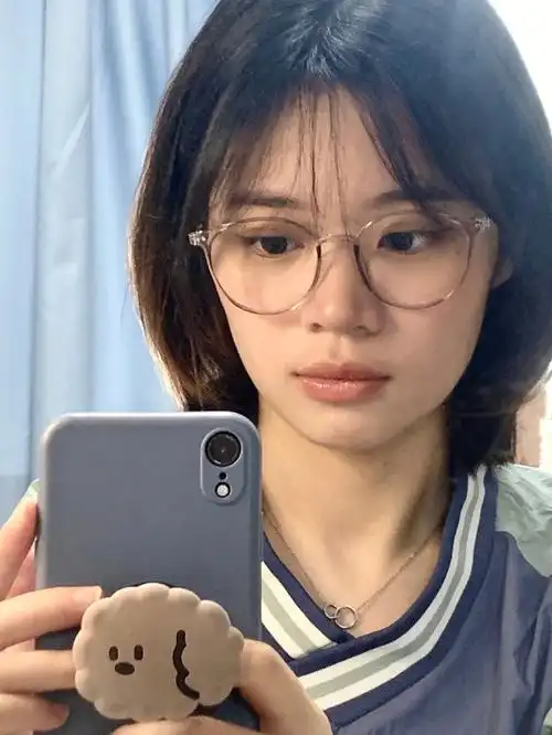 菱形艺术镜子图片大全菱形眼镜拉宽了脸部的宽度,适合长的人