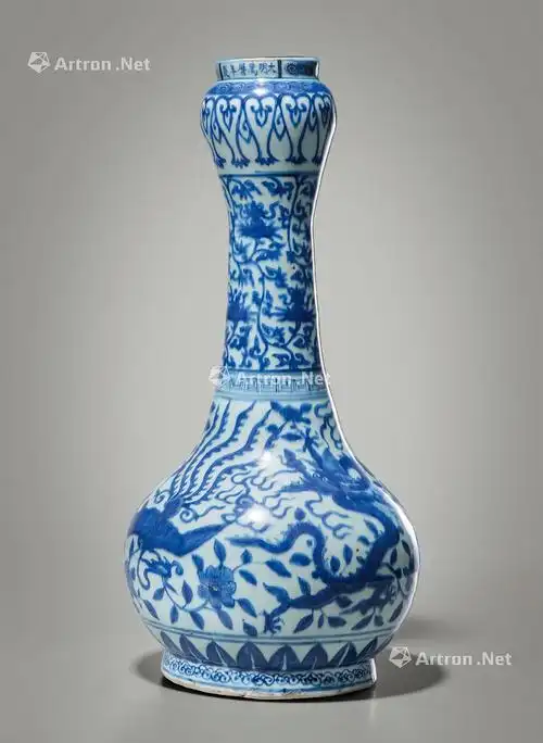青花穿花龙凤纹大蒜头瓶】拍卖品_图片_价格_鉴赏_明代青花瓷器_雅昌