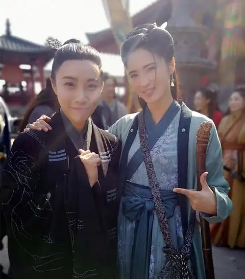 《新神雕侠侣》曝新剧照,郭芙成众版本最美,耶律齐帅过杨过!