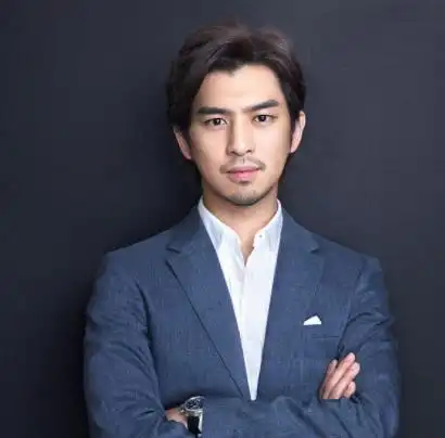 一组陈柏霖的珍贵照片,快来欣赏下