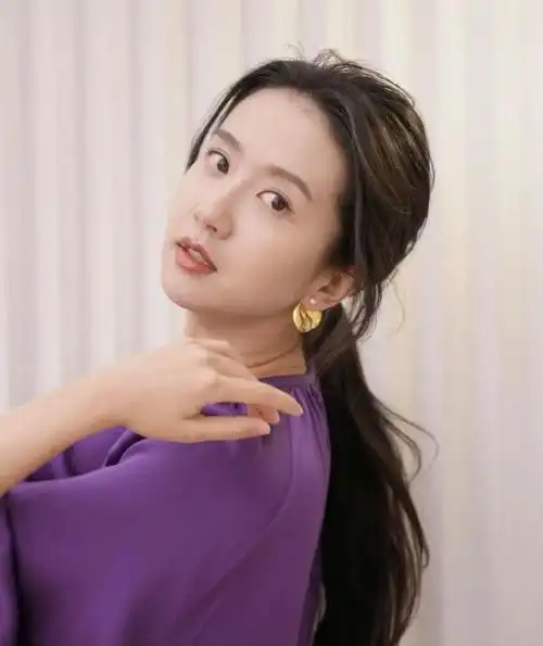 彩云之南美女如云这7位云南籍顶级貌美女星各个都是美娇娘