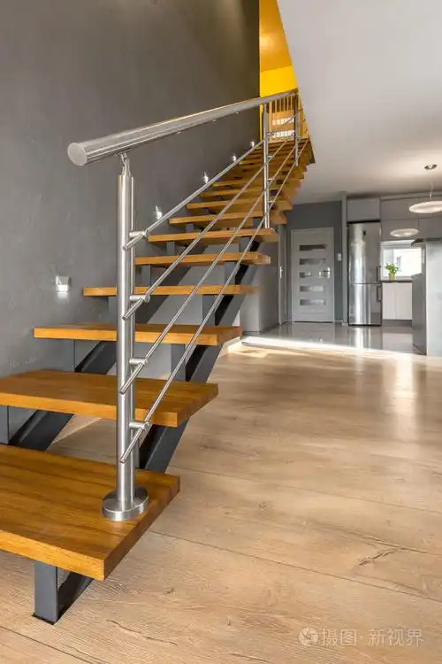 简单的木制楼梯的想法