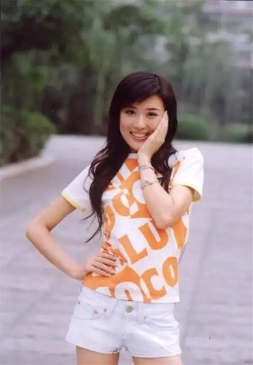 曾今的超级女声,如今的网络红人,看她如何逆袭人生成功收获幸福