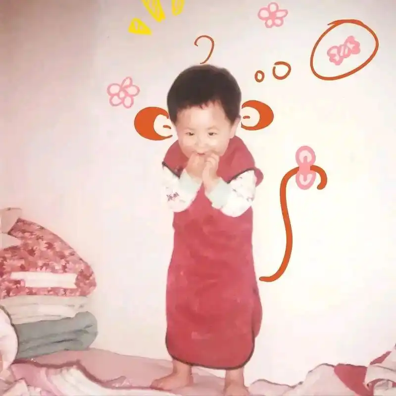 曝光儿时丑照,小时候的照片和现在是不是差距很大#我要上热门# #杨紫