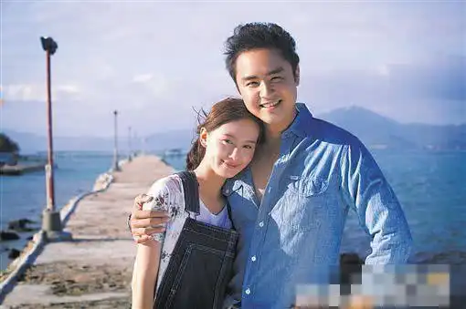 明道和王婷萱也已经结婚生子,希望他们能一直这么幸福下去,他也在个人