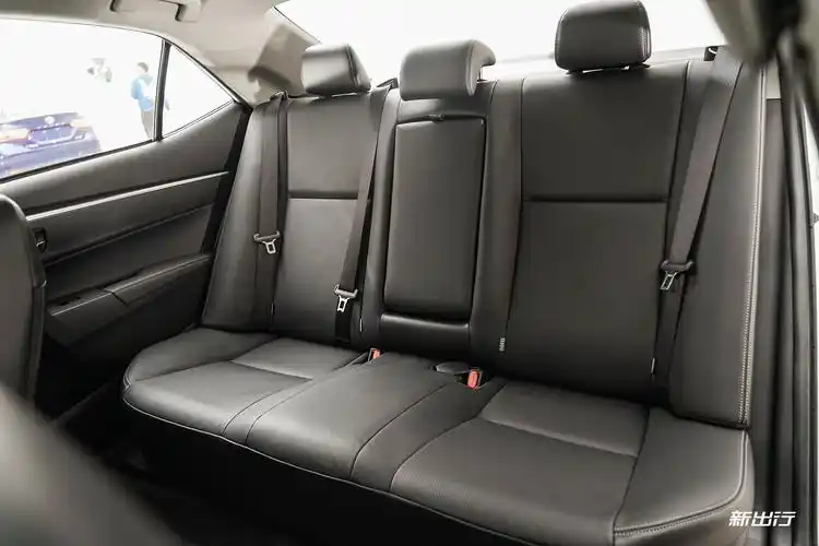 当丰田标遇上新能源绿牌 静态体验雷凌双擎 e