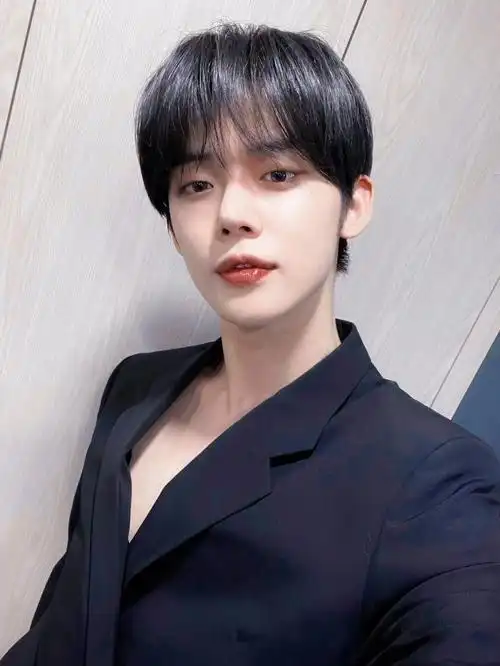 崔然竣  #txt  #txt崔然竣  好伟大的黑发00