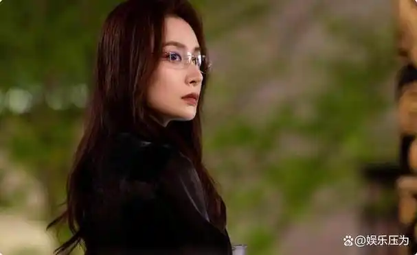 收手吧隆妮这么没完没了的秀身材再好看观众也会看腻的