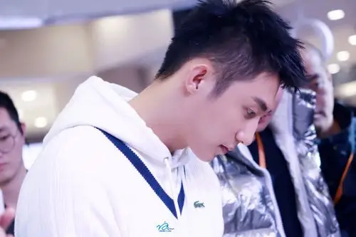 20171223 黄景瑜 欧诗漫品牌活动 - 堆糖,美图壁纸兴趣社区