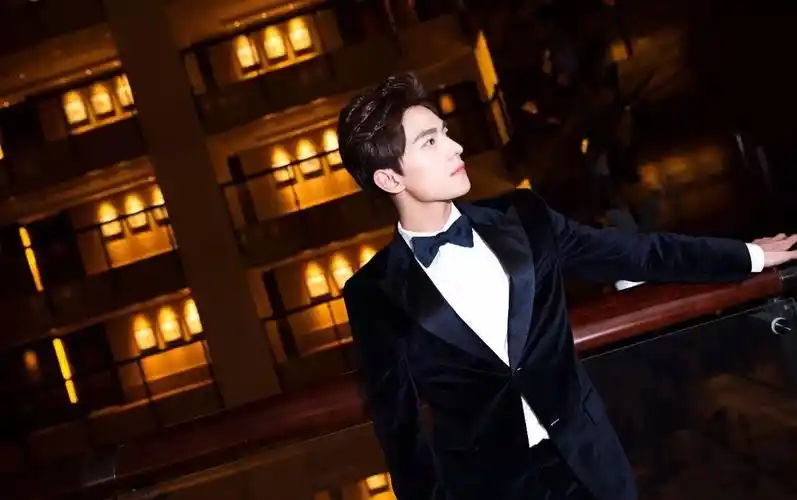 杨洋- 堆糖,美图壁纸兴趣社区