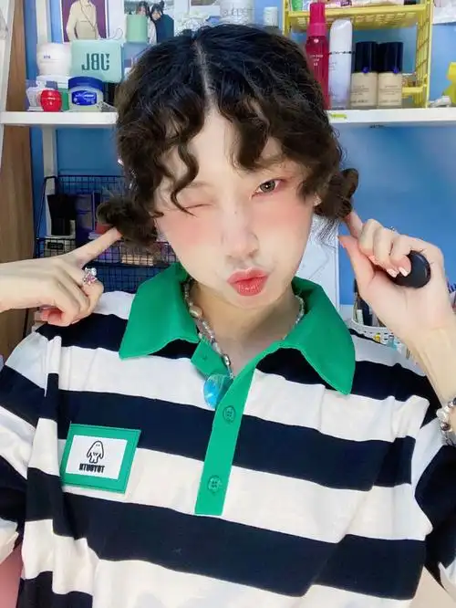 好喜欢我的羊毛卷刘海