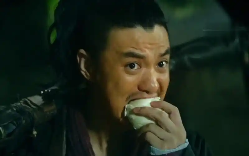 加钱哥,字:很润,号:加钱居士,职位:小巡捕,口头禅:天王老子来了也不行