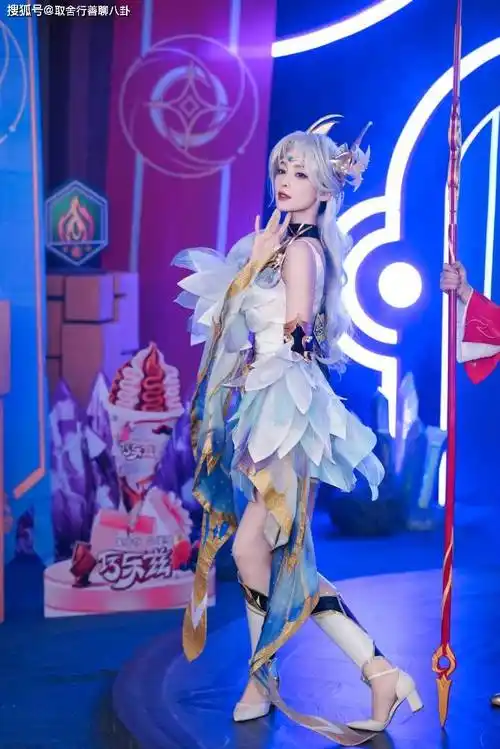 古力娜扎cos《王者荣耀》的貂蝉,舞动如梦似幻,真人比建模漂亮_照片